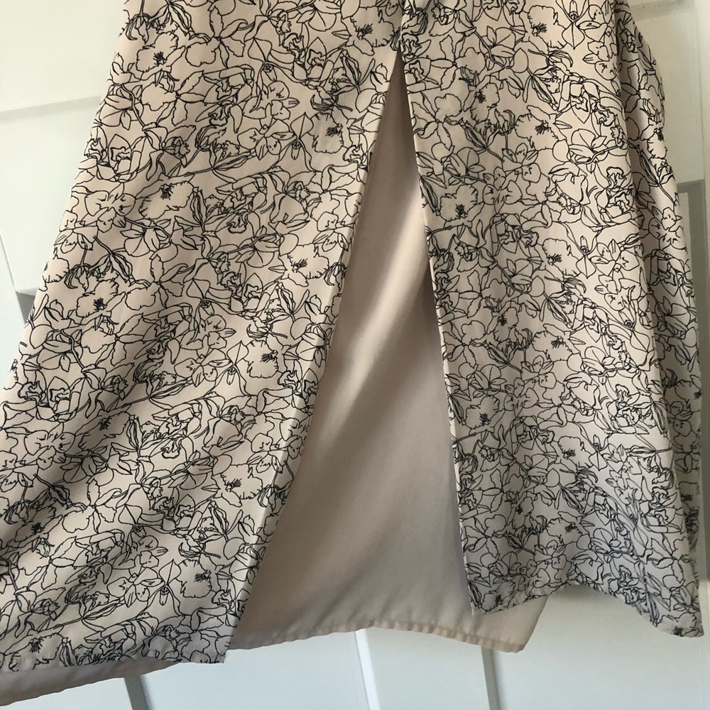 LILA ROSE | Halter Blouse - Picture 5 of 8
